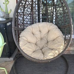 Hanging Egg Chair