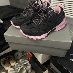 Balenciaga Tracks