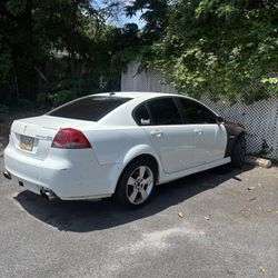 Pontiac G8, V6