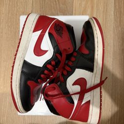 Air Jordan 1 Mid SE  M 5, / W 7.5