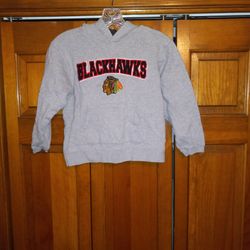 KIDS (6/7) CHICAGO BLACKHAWKS HOODIE SWEATSHIRT FROM THE COOLEST GAME