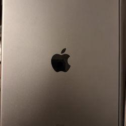 Apple IPad Air (3rd Generation) 64 GB Bundled Set