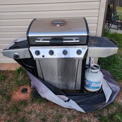 4 Burner Gas Grill