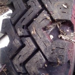 Tracker Tires