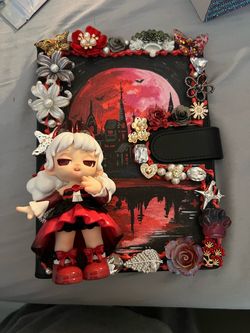 handmade decorated binders and budget planners.