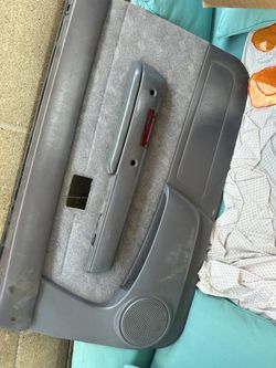 1st Generation Tacoma Door Panels Electric