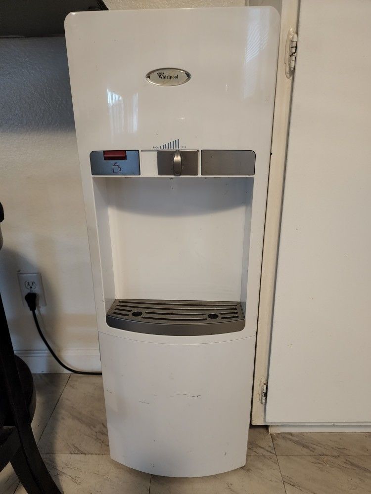 Water Dispenser