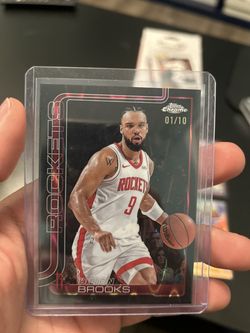 Dillon brooks topps chrome basketball card numbered /10