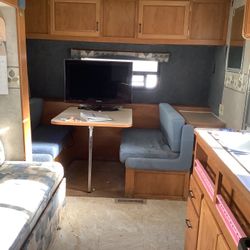 2013 24ft Mallard Travel Trailer