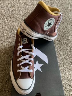Converse Chuck Taylor All Star Mid Sneakers