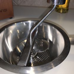 Food mill