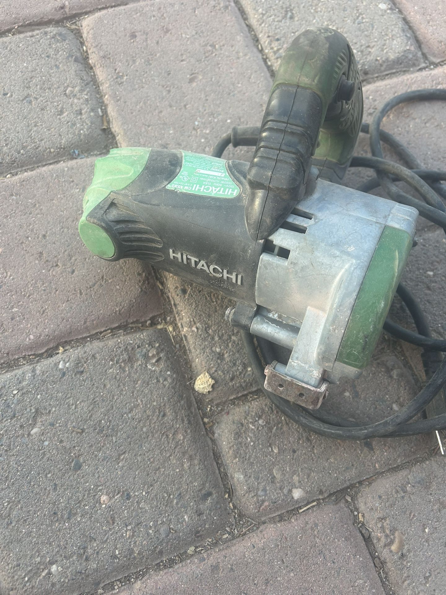 Hitachi Masonry Saw Works Great