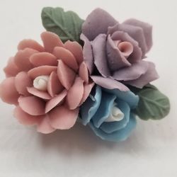 Floral Pin Porcelain 