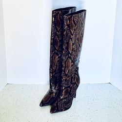 Express Knee High Snakeskin Stiletto Heel boot Size 8 