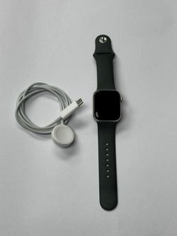 Apple iWatch SE 2nd Gen GPS Aluminum 40mm 2022  Latest IOS 26