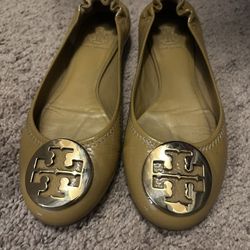 Tory Burch (Good Condition)