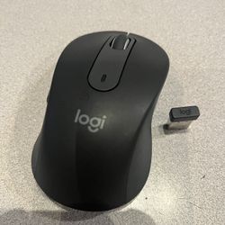 Logitech Logi M650 wireless Bluetooth mouse with batteries 
