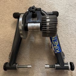 Kurt Kinetic Indoor Bicycle Training Machine 