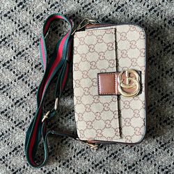 Gucci Ophidia small shoulder bag
