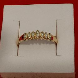 10kt Gold Diamond Ring Band 