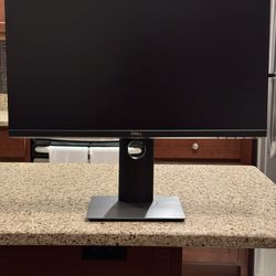 Dell External Monitors
