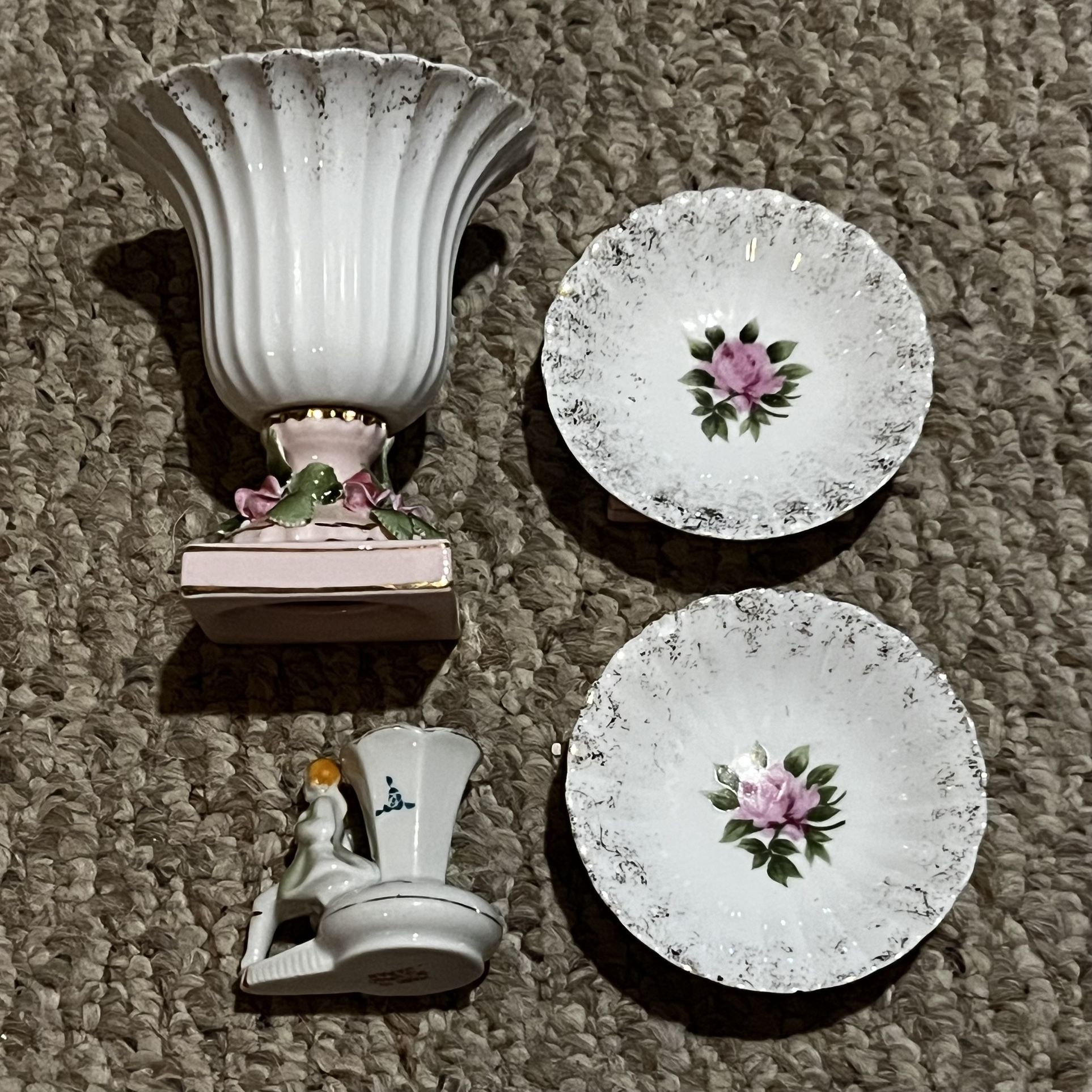 Vintage Lefton China Hand Set