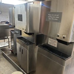 Ice And Water Dispenser 