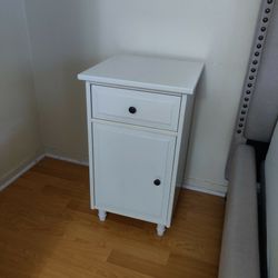 Ikea Hemnes Bedside Table