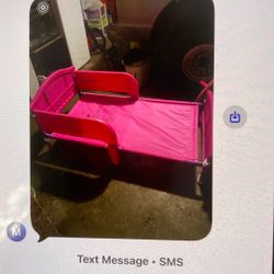 TODDLER BED AND MATRESS