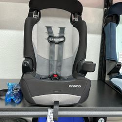 Brand New Cosco Toddler Booster On Sale!🌟