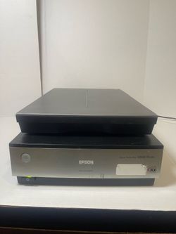 Epson Perfection V800 Photo Scanner HIGH Optical Resolution 6400x9600
