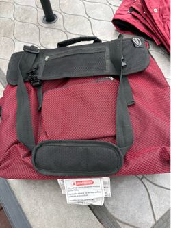 North Pole fold and go stadium seat and blanket combo
