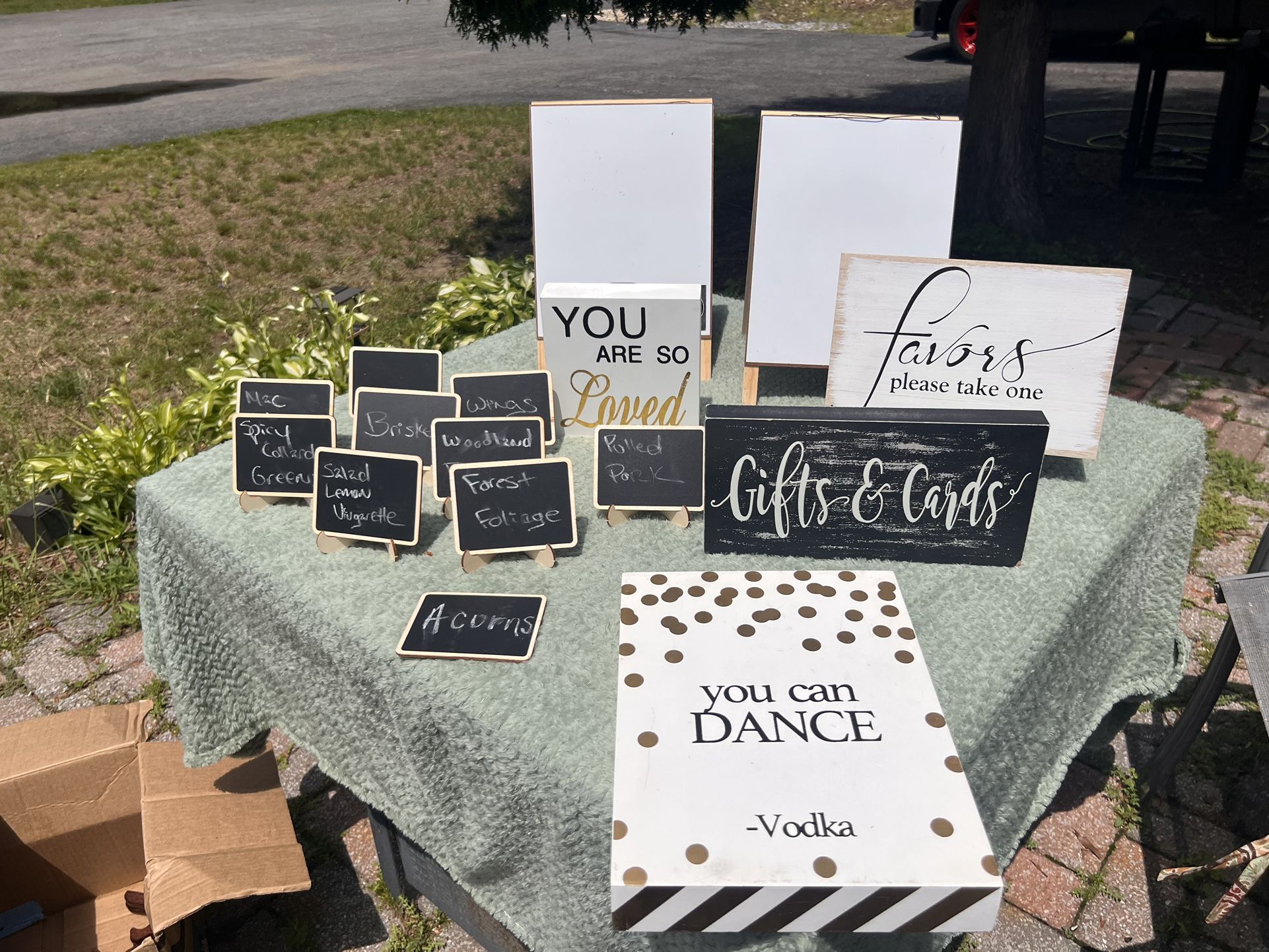 Wedding & Party Signage Decor