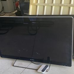 Sony 40 Inch Flat Screen With Remote