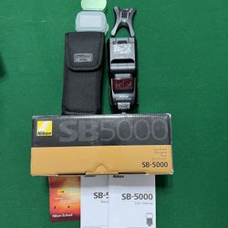 Nikon SB-5000 AF Speedlight