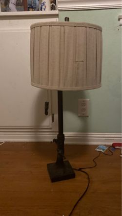 Bird lamp good condition or best offer