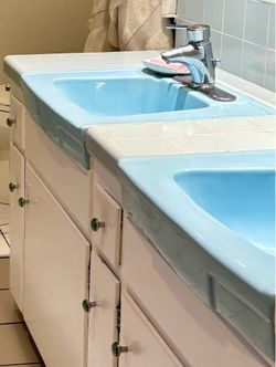 Rare Matching Pair: 1958 Briggs Beautyware "Sky Blue" Wall-Mount Sinks (MCM)