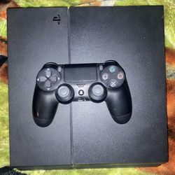 PS4 Jet Black 1000 GB