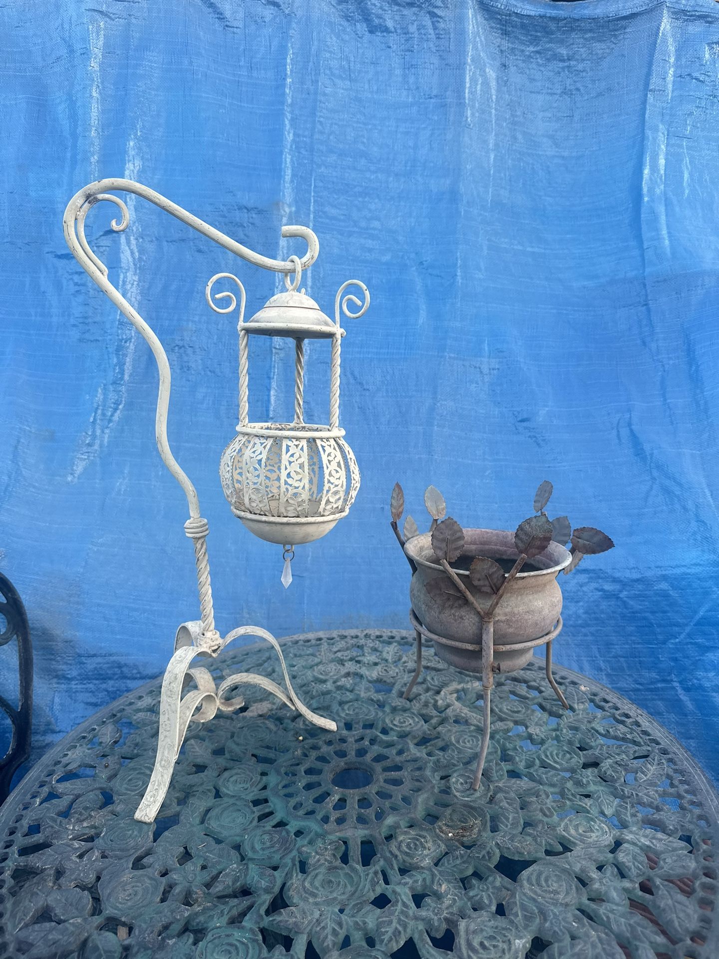 2 Metal Garden Pieces