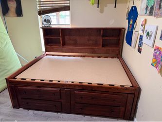 Full Size Bed Frame w Storage