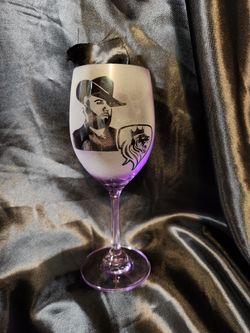 Engraved Wine Glasses 