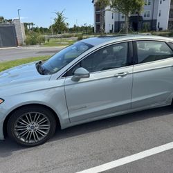 2013 Ford Fusion Hybrid