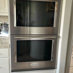 Kitchen Aid Double Convectional Ovens Built-In