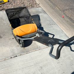 Friskars reel push lawn mower