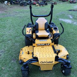 Cub Cadet Commercial Tank SZ   2012 (1016hrs)