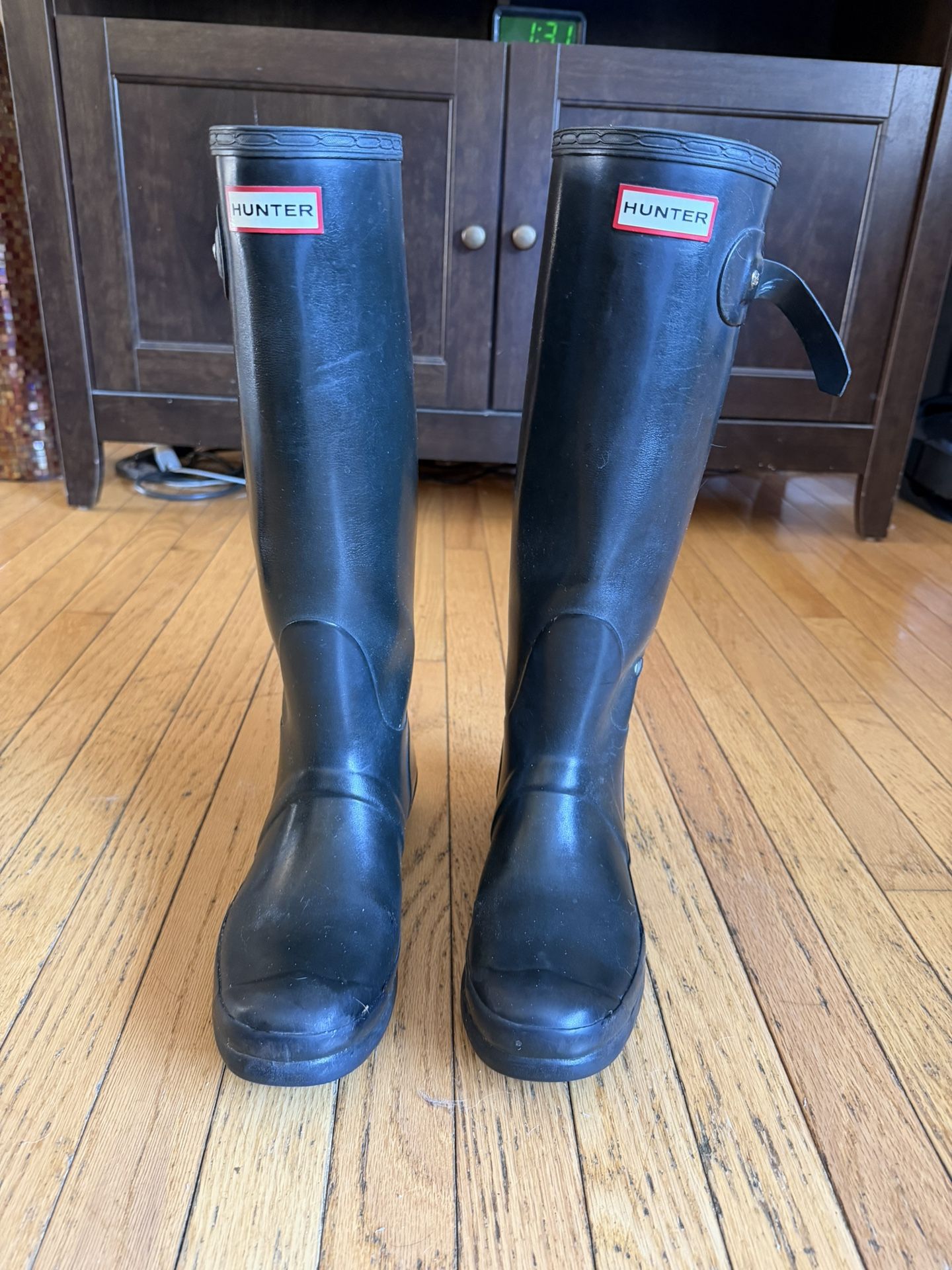Ladies size 9 tall black Hunter Boots p/u Jamison see pics some wear but no holes pu Jamison PA