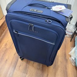 Luggage, Check In. The Verge Brand. Luxury Suitcase. New. Cost over $190. Selling $70. New never used. See my other offers for hundreds of deals.🔥🔥