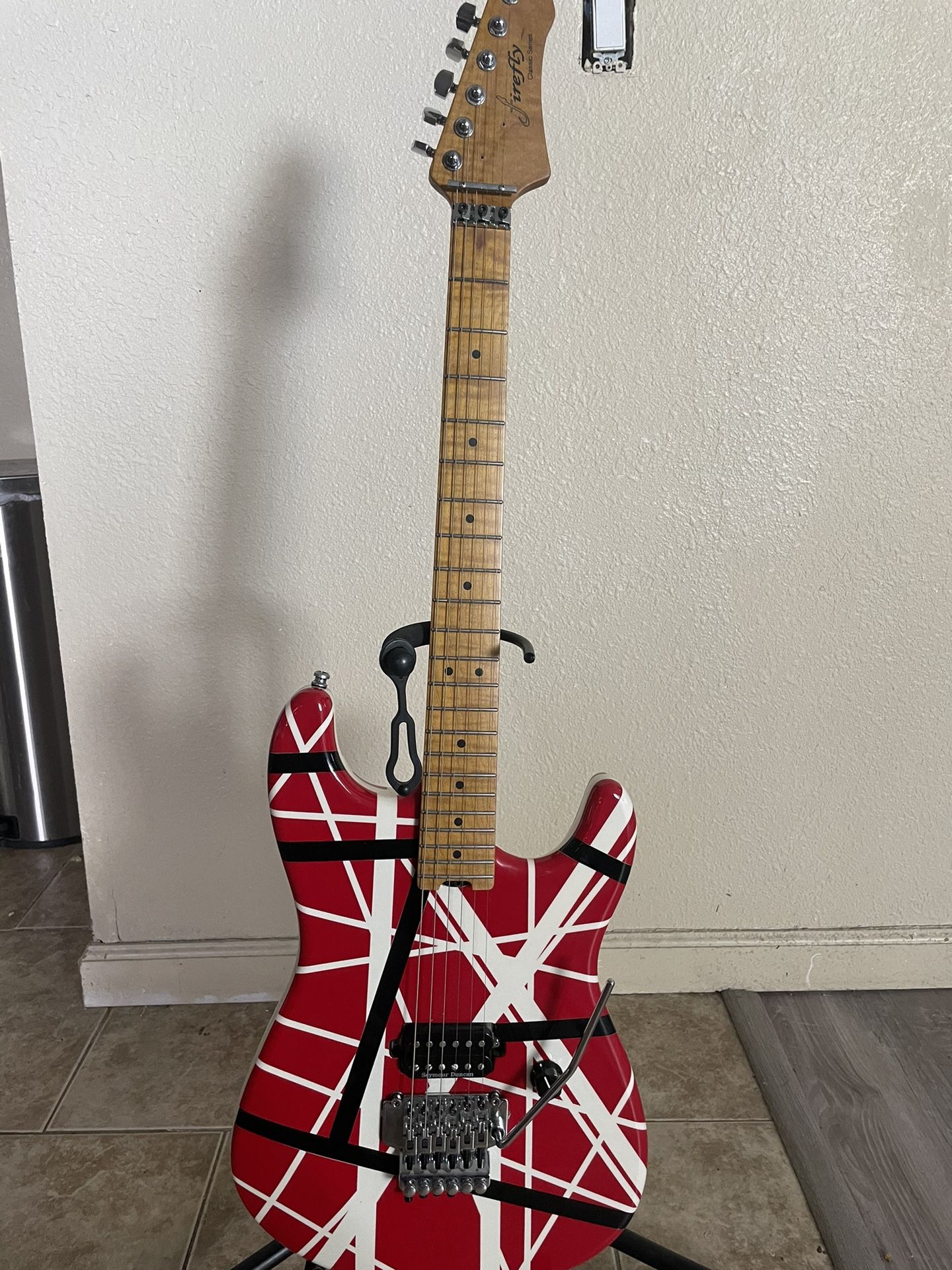 Firefly EVH Eddie Van Halen signature Franken Strat