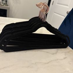 Set Of 19 Black Hangers