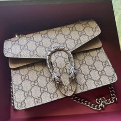 Gucci Dionysus Small Should Bag